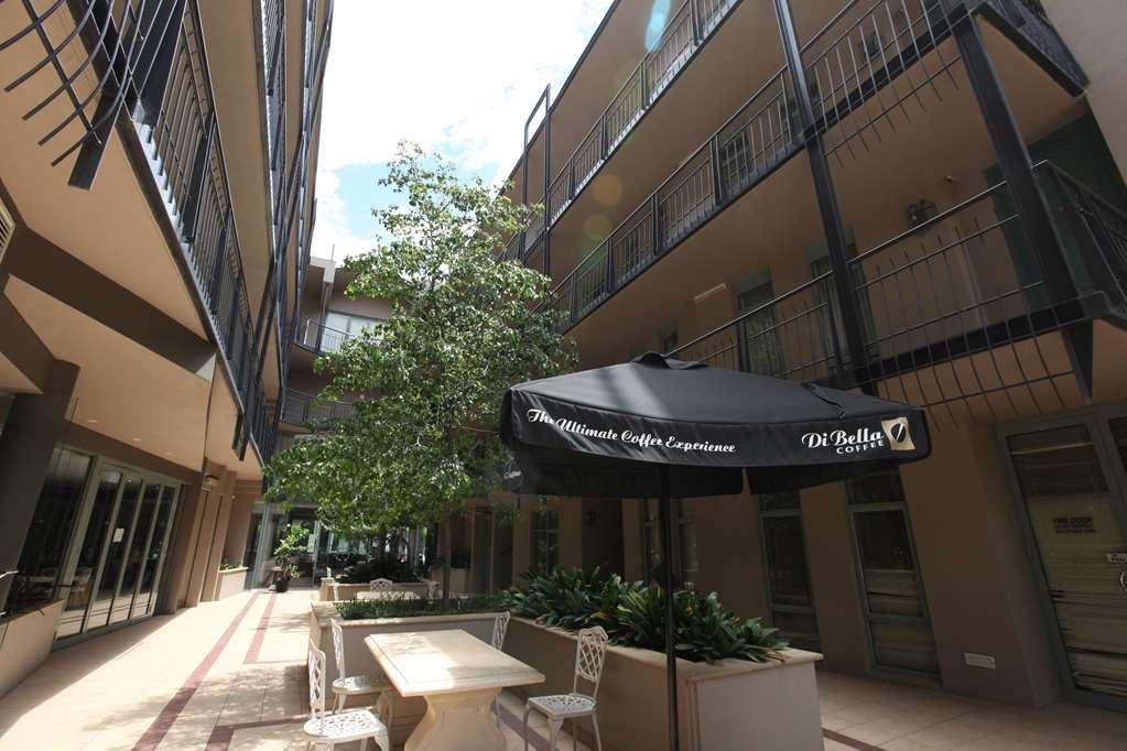 Metropole Official Aparthotel 4*