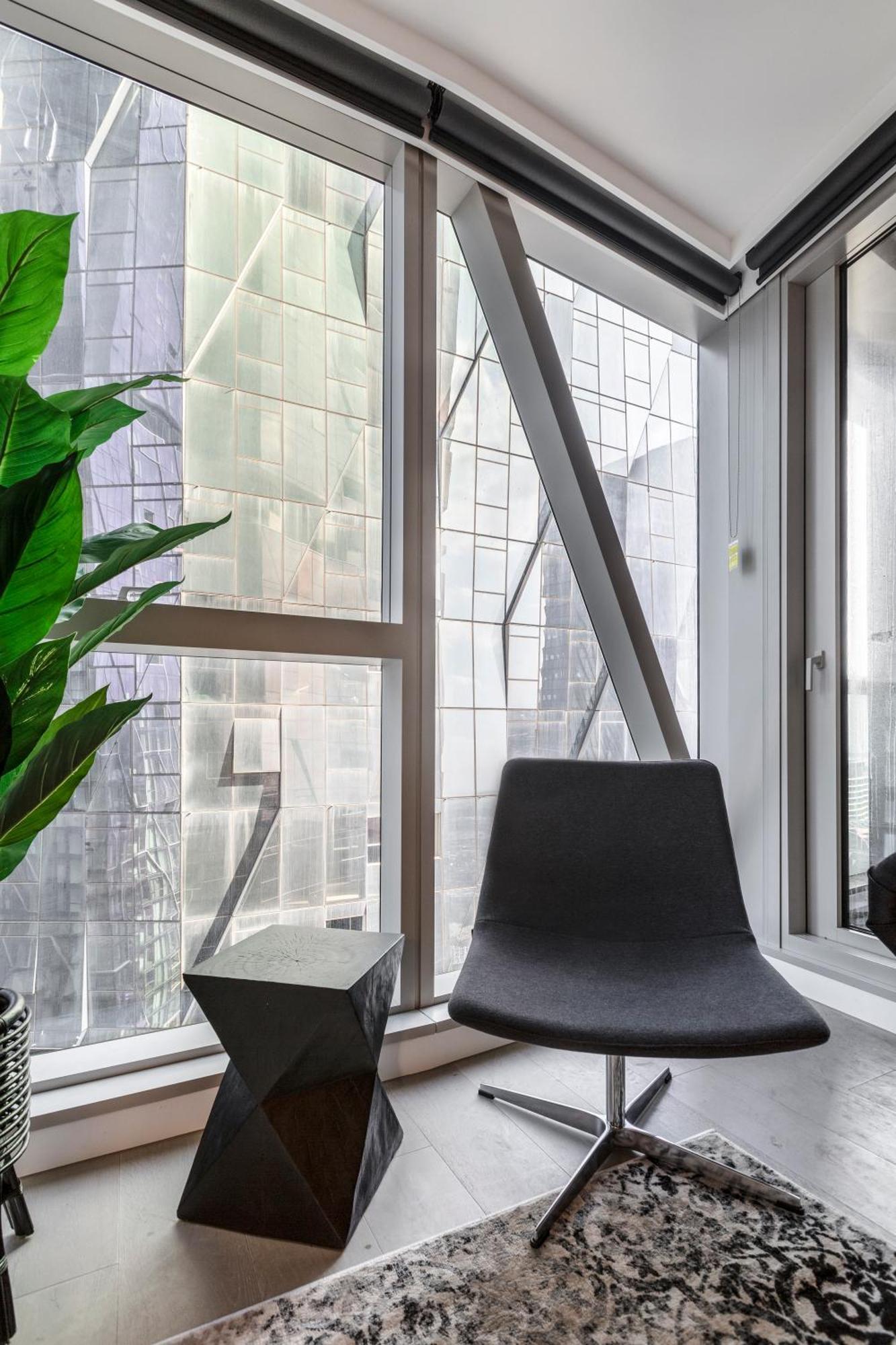 Apartment West Side Boutique 1br Near Shopping Precinct!