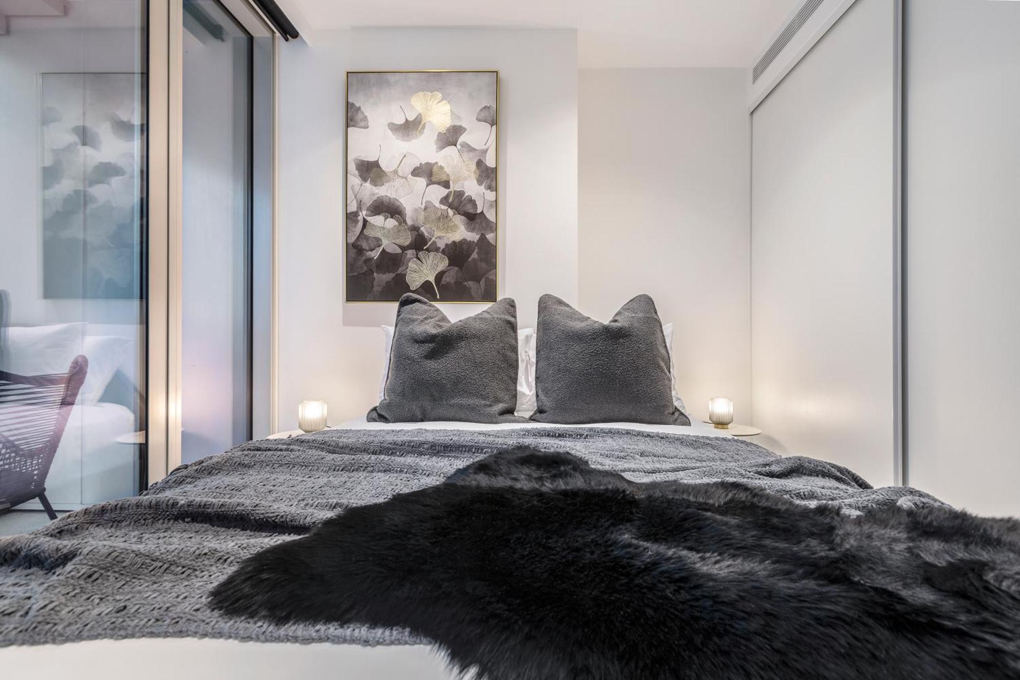 West Side Boutique 1br Near Shopping Precinct! * Melbourne