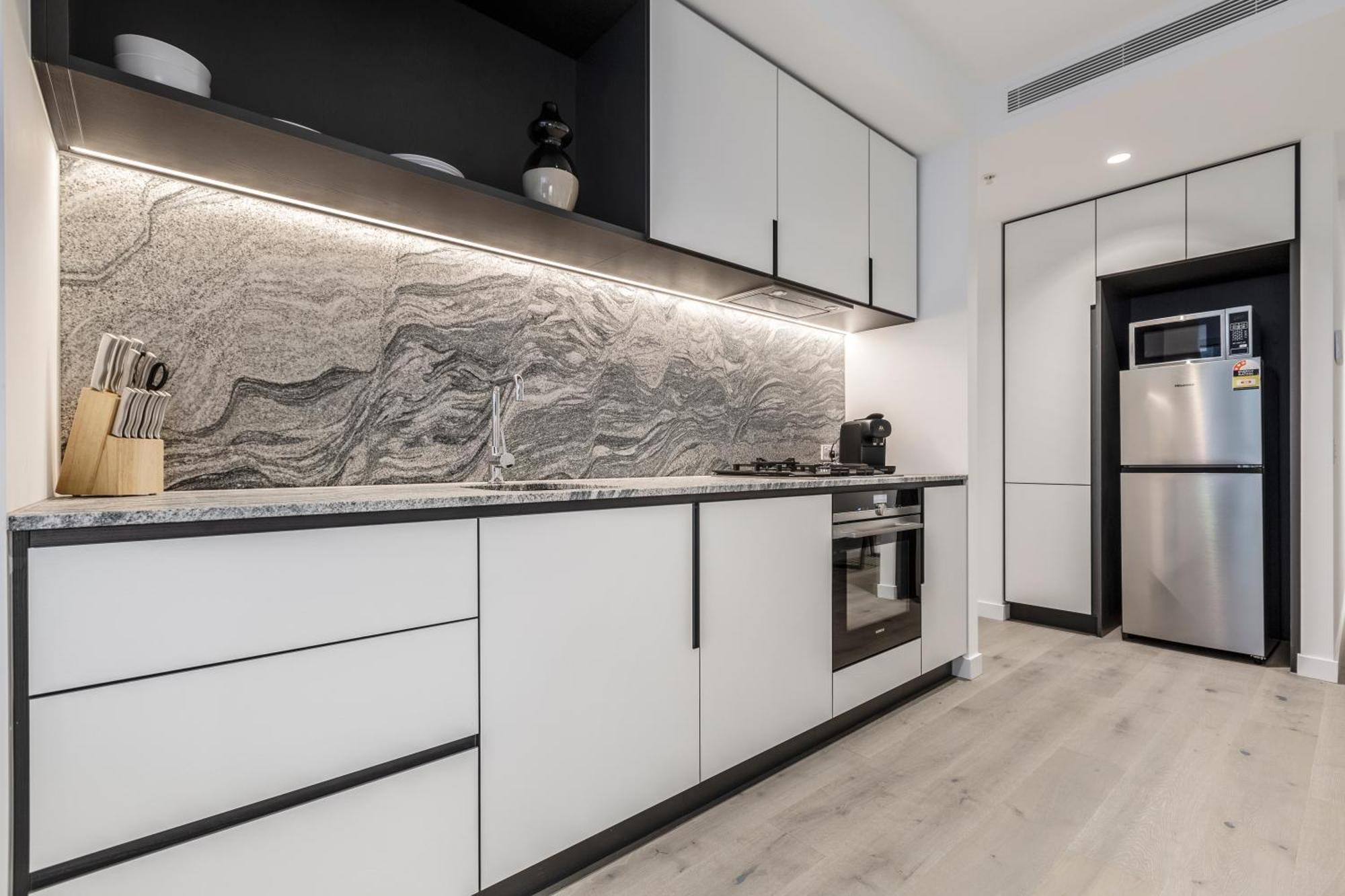 Apartment West Side Boutique 1br Near Shopping Precinct! Melbourne