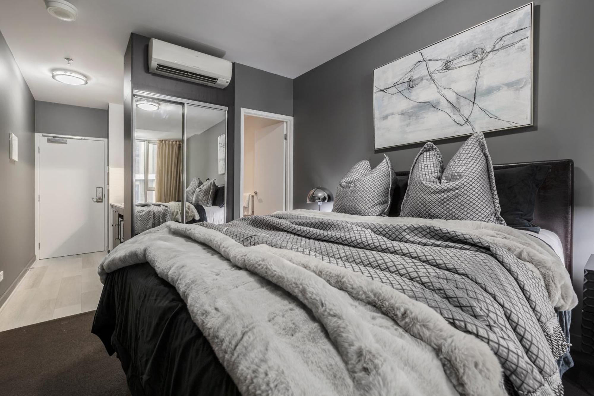 Apartment Moody & Charming Rm In Downtown