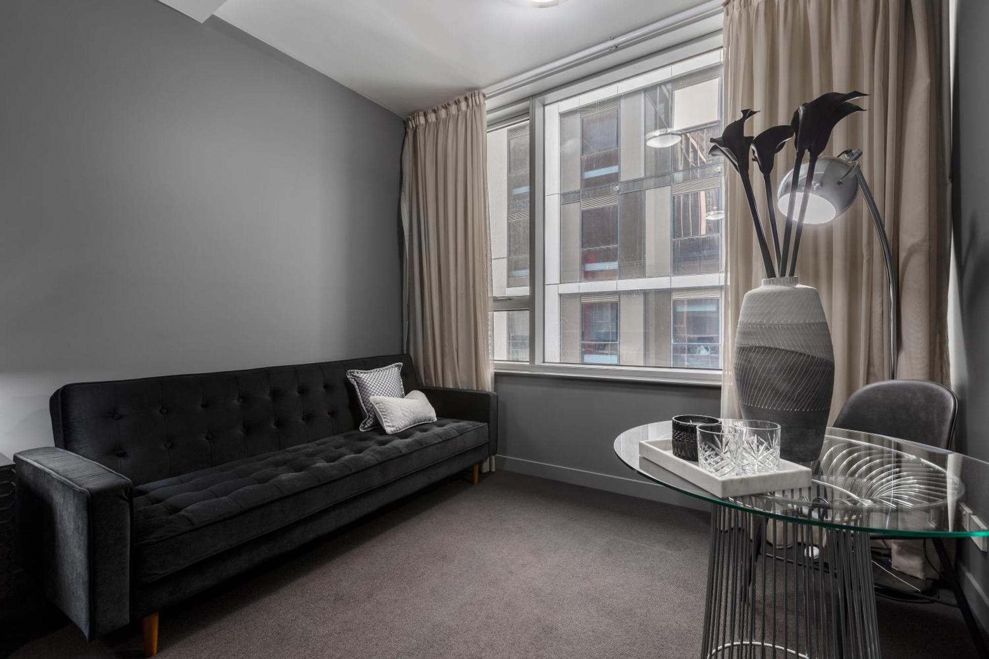 Moody & Charming Rm In Downtown * Melbourne