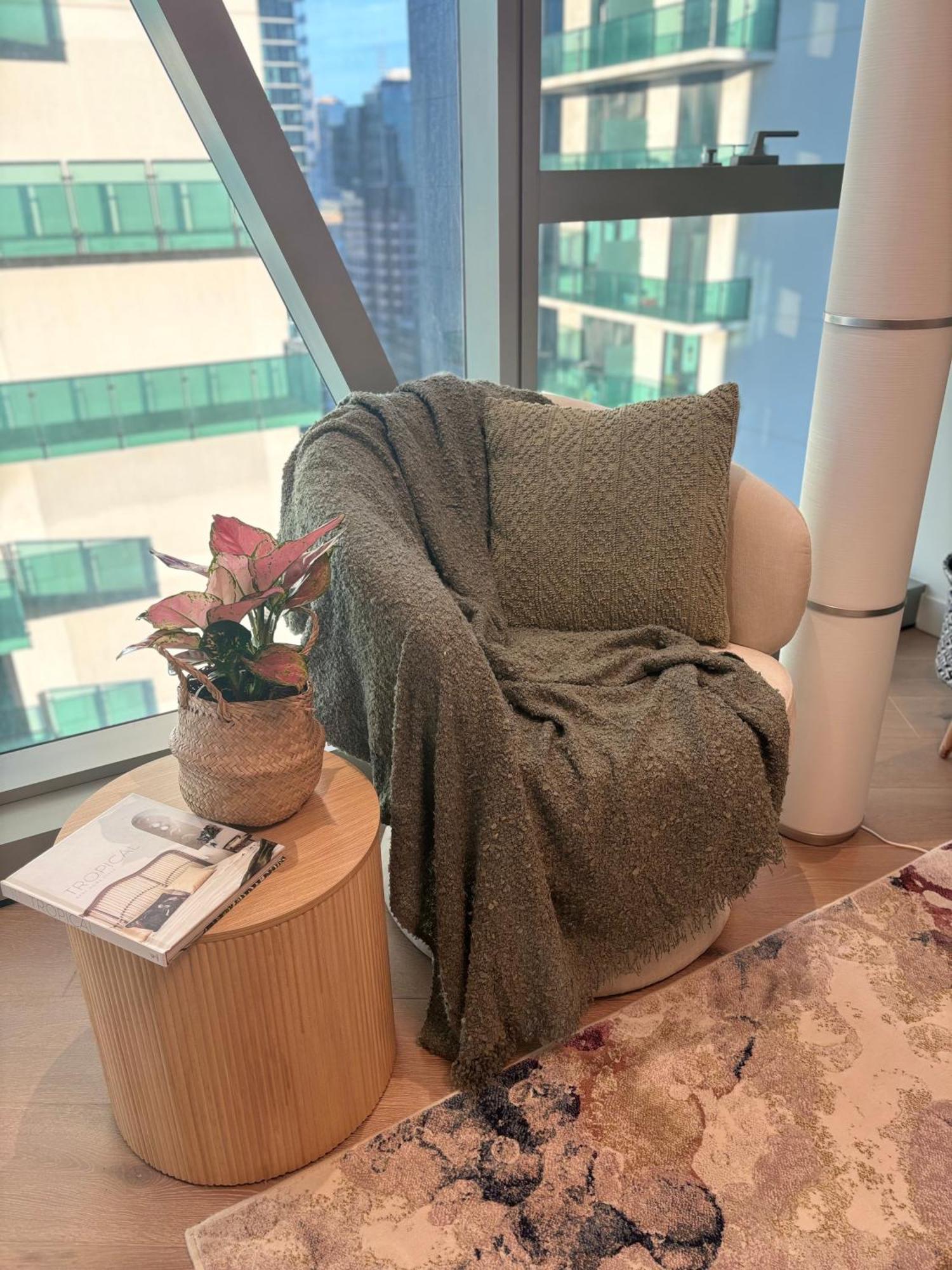 Luxury 2br 2tb Apartment *