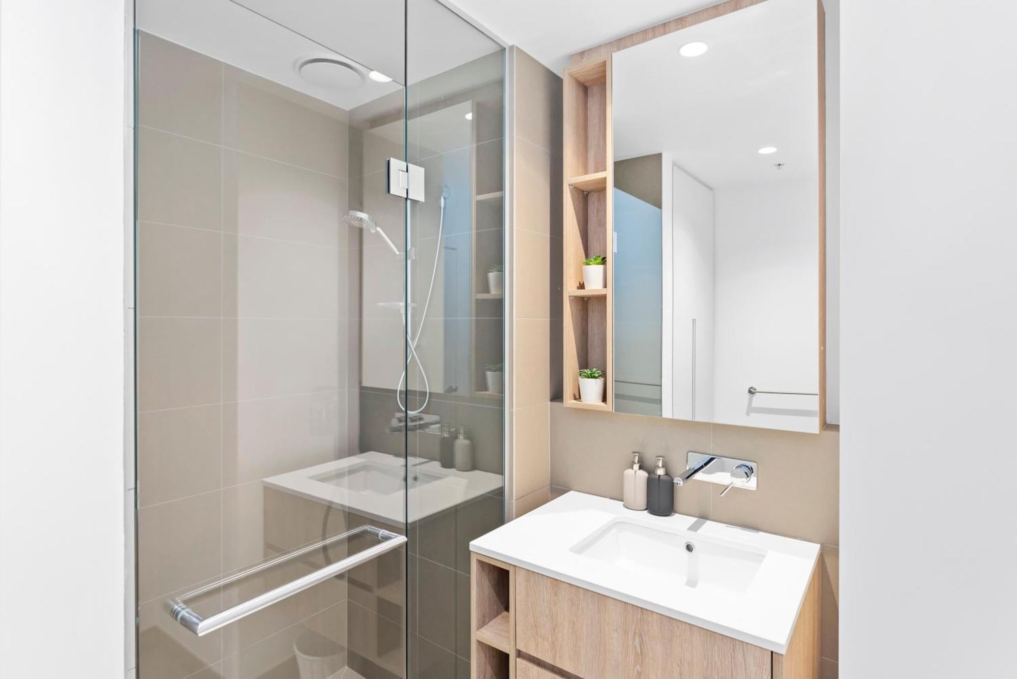 Apartment Luxury 2br 2tb *