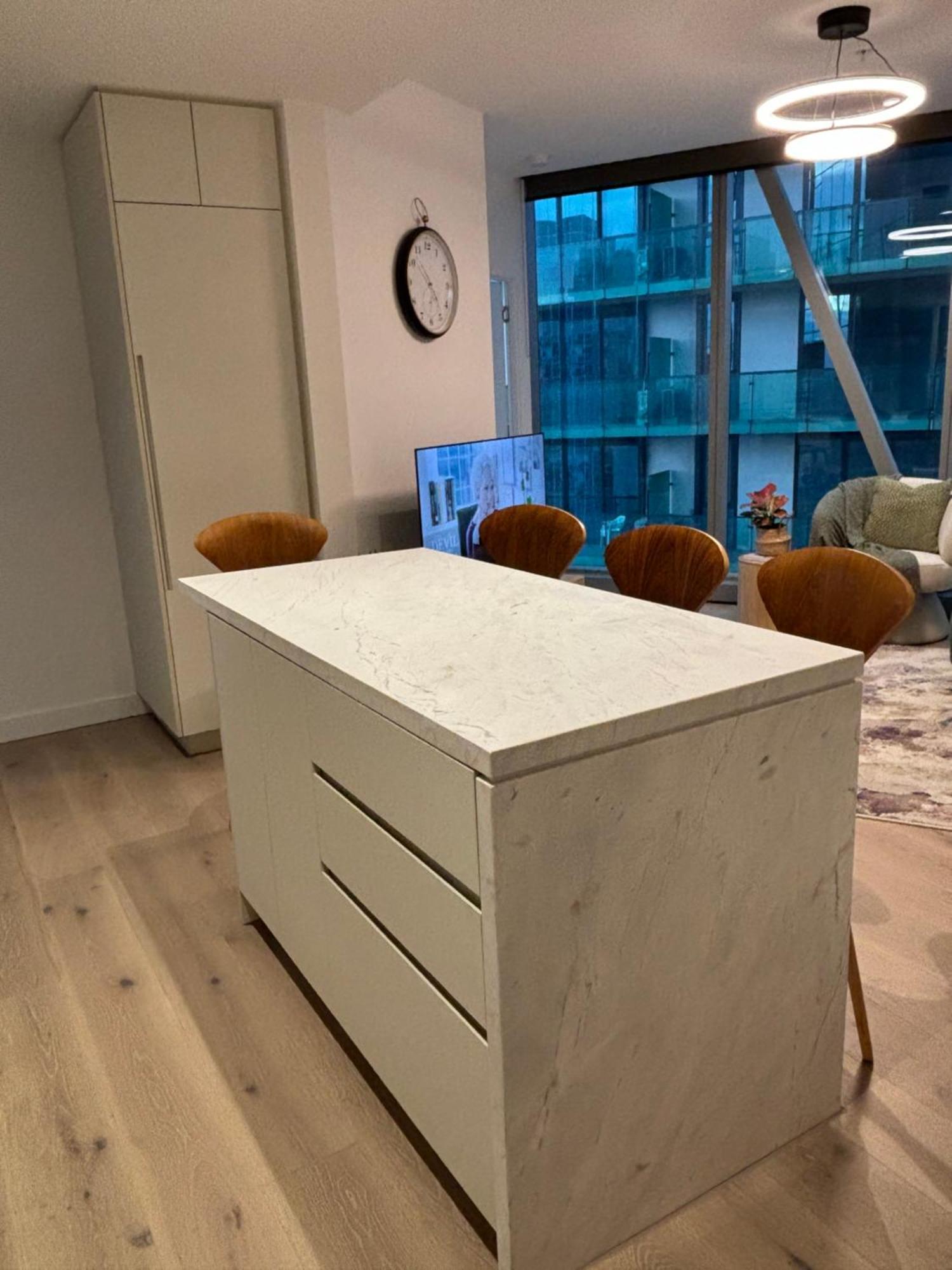 Luxury 2br 2tb Apartment Melbourne