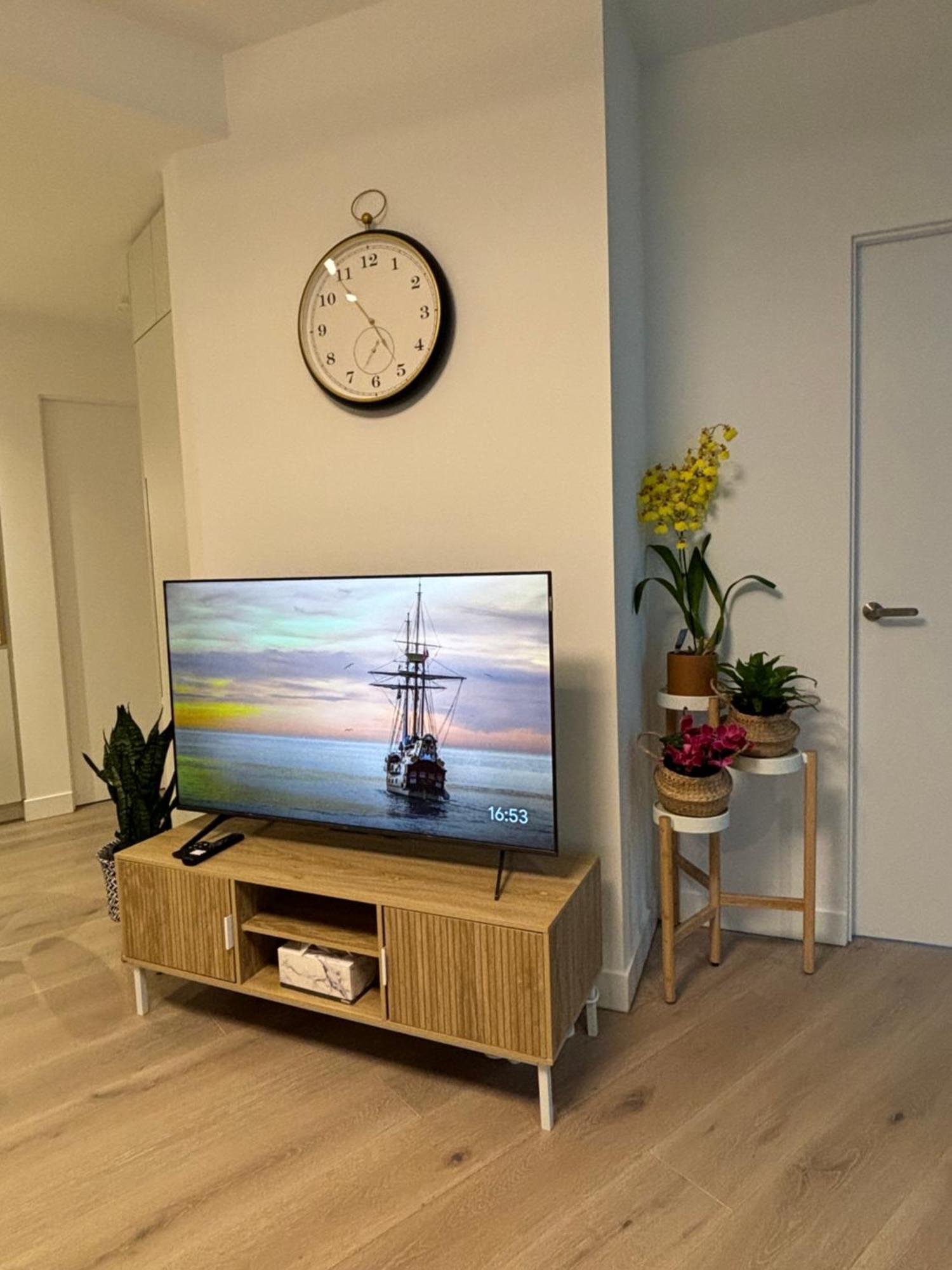 Luxury 2br 2tb Apartment Melbourne