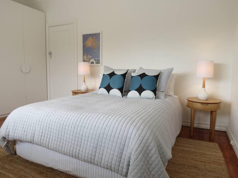 Big A1 Art Deco With Stunning & Views Melbourne