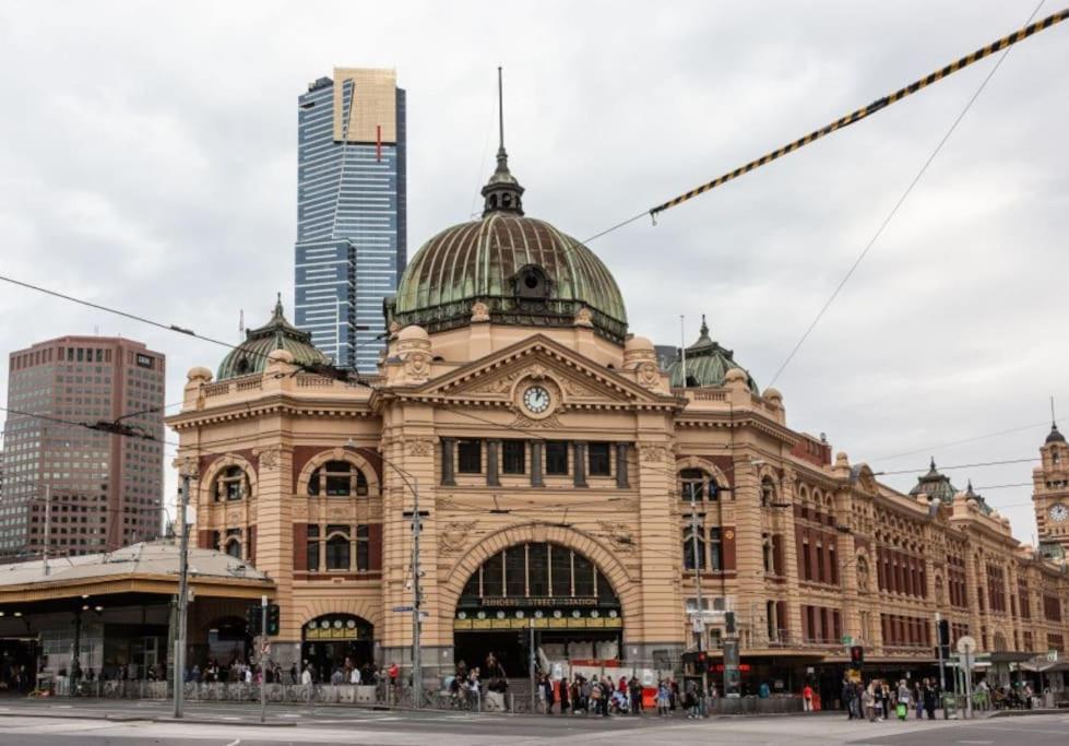 Lygon St Location And Liveability Pool And Gym
