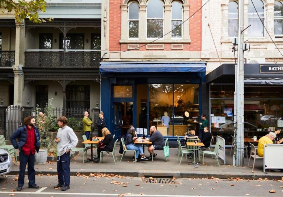 Lygon St Location And Liveability Pool And Gym *
