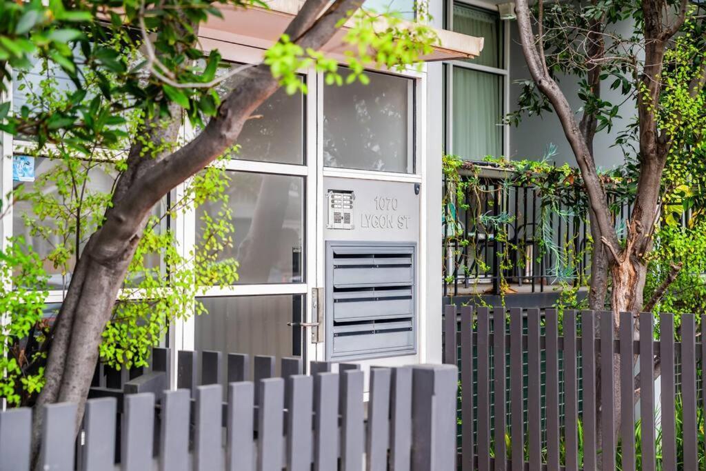 Apartment Lygon St Location And Liveability Pool And Gym Melbourne