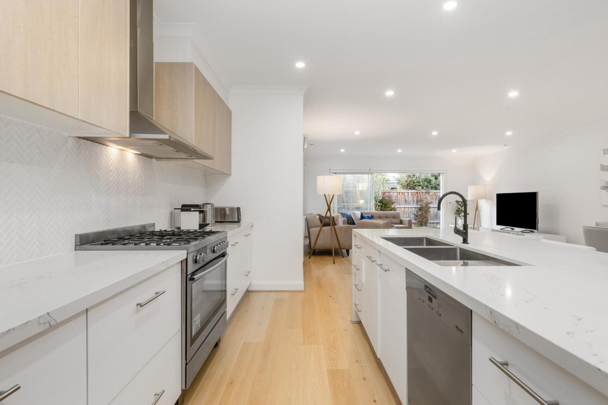 Newsom House - Stylish & Elegant With 4 King Beds * Melbourne