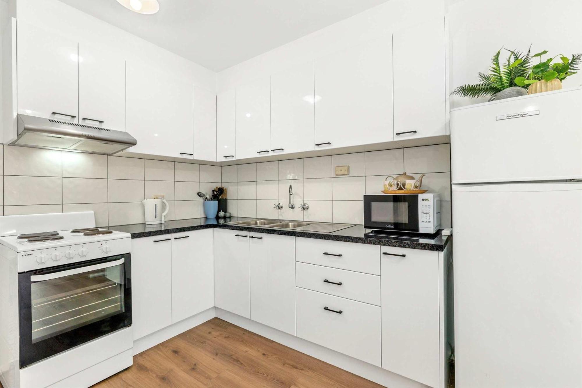 Spacious 1-bedroom With Car Space *