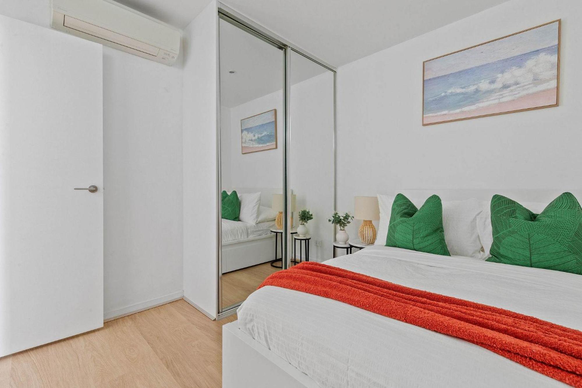 2br Next To With Views Melbourne