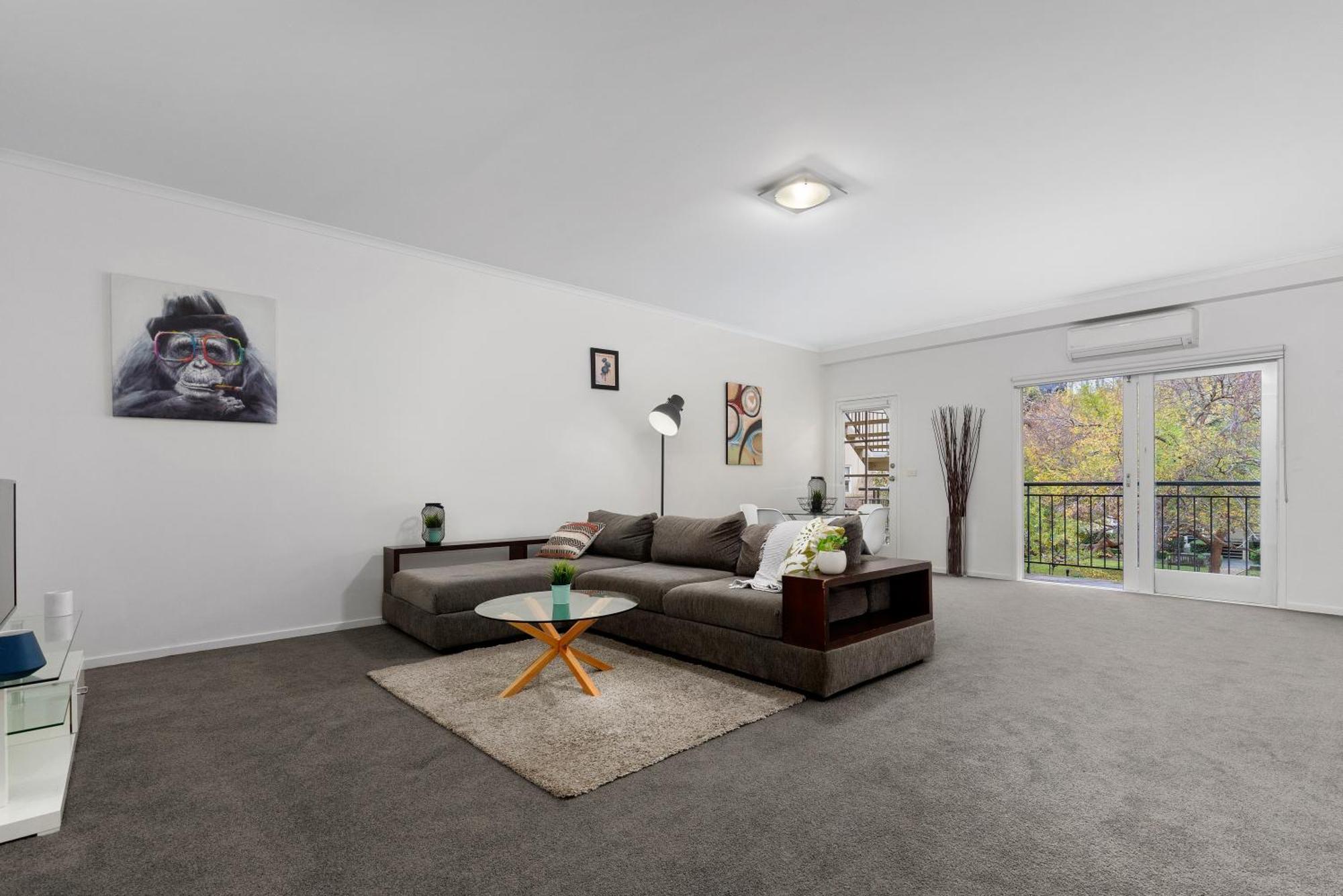 Apartment Complete Host Dodds St