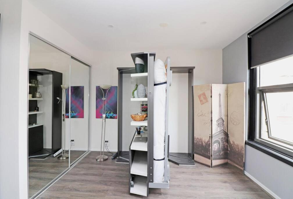 Hidden Gem By Ready Set Host Melbourne