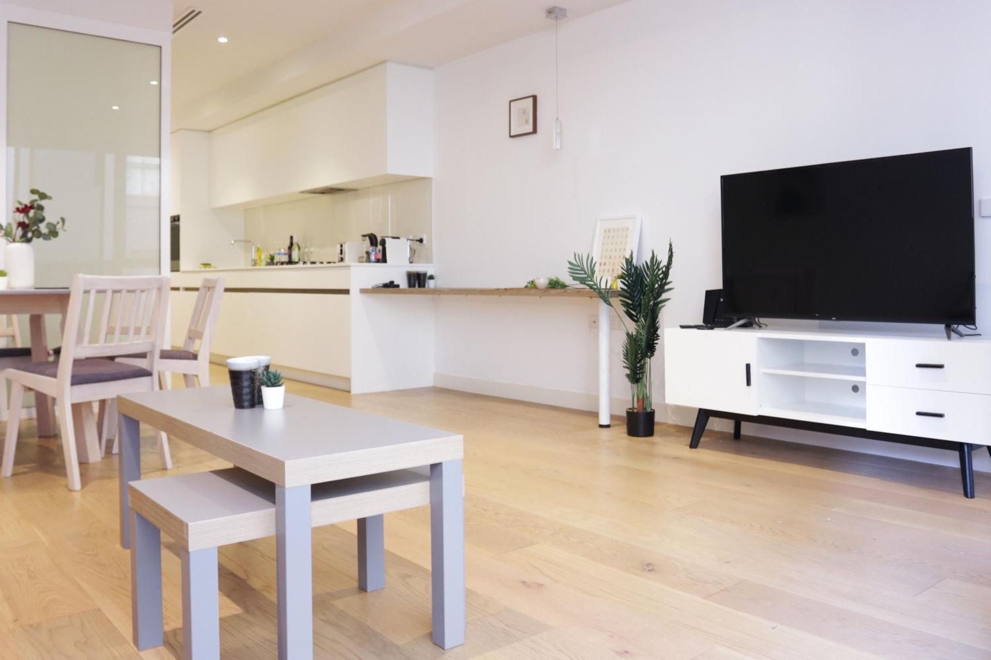 Centre Collins Apartment