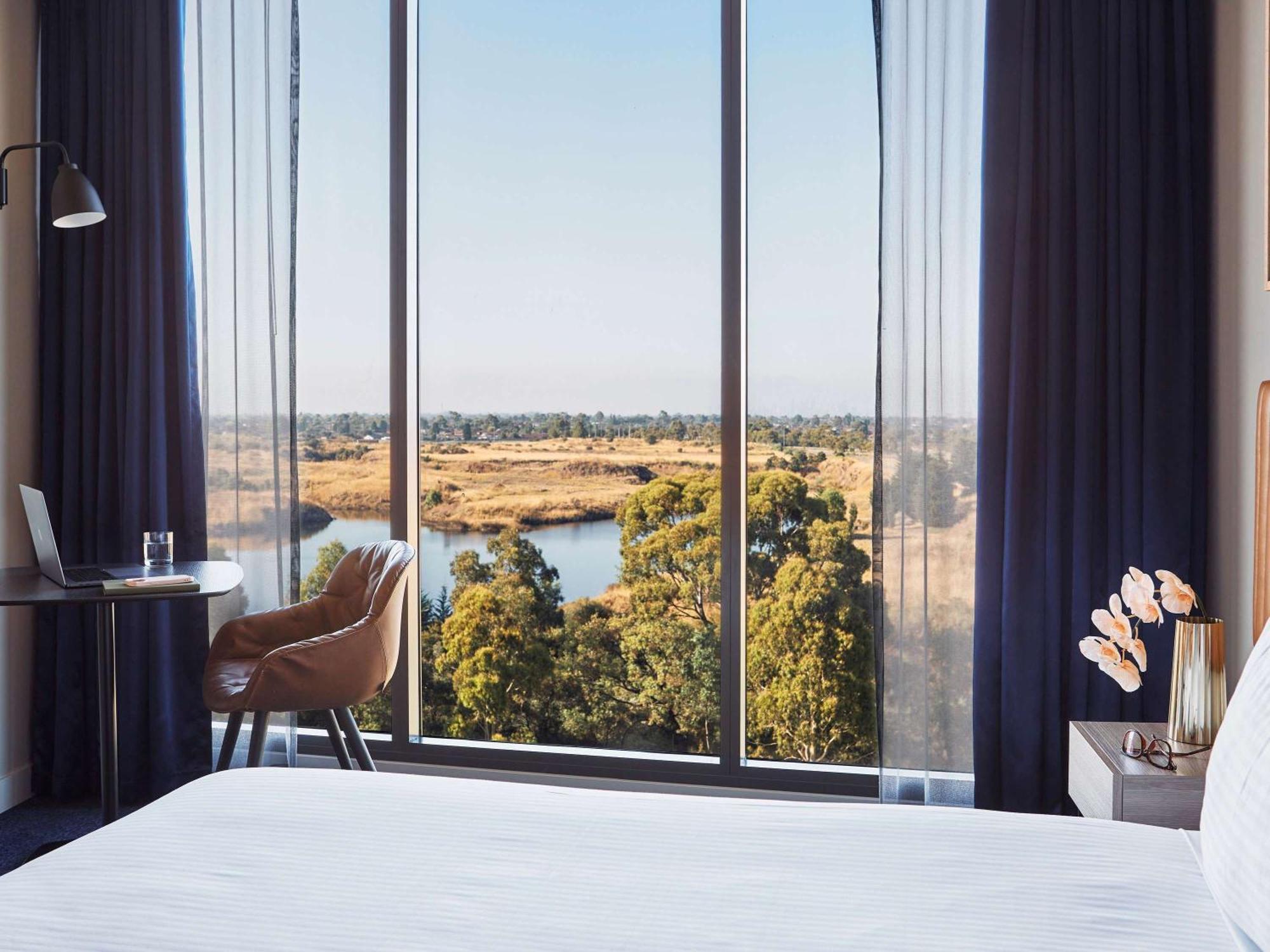 Mantra Epping Hotel 4*