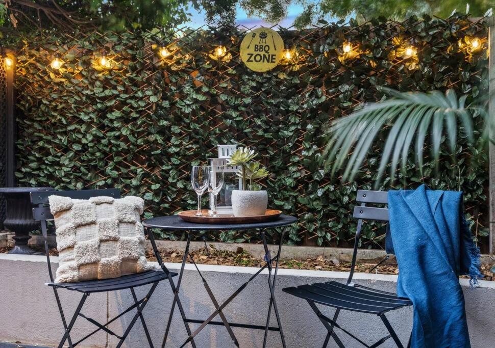 Elwood Beachside Escape Apartment *