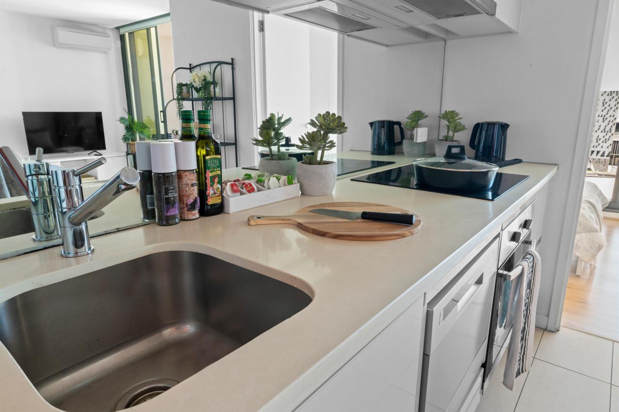 Apartment Cozy 2br, Amazing Views, Pool And Gym *