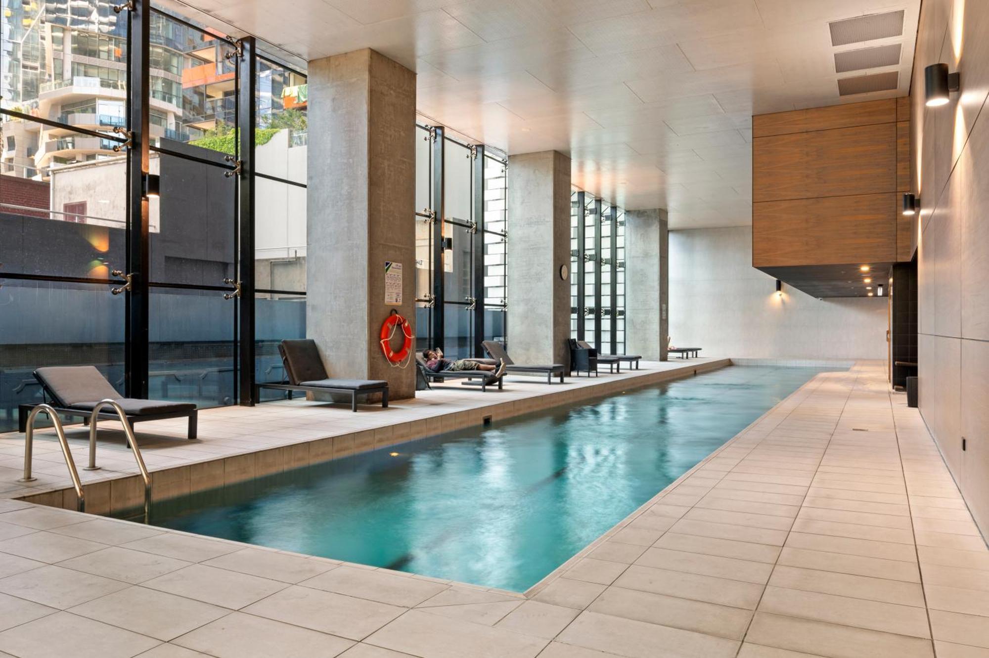 Cozy 2br, Amazing Views, Pool And Gym Melbourne