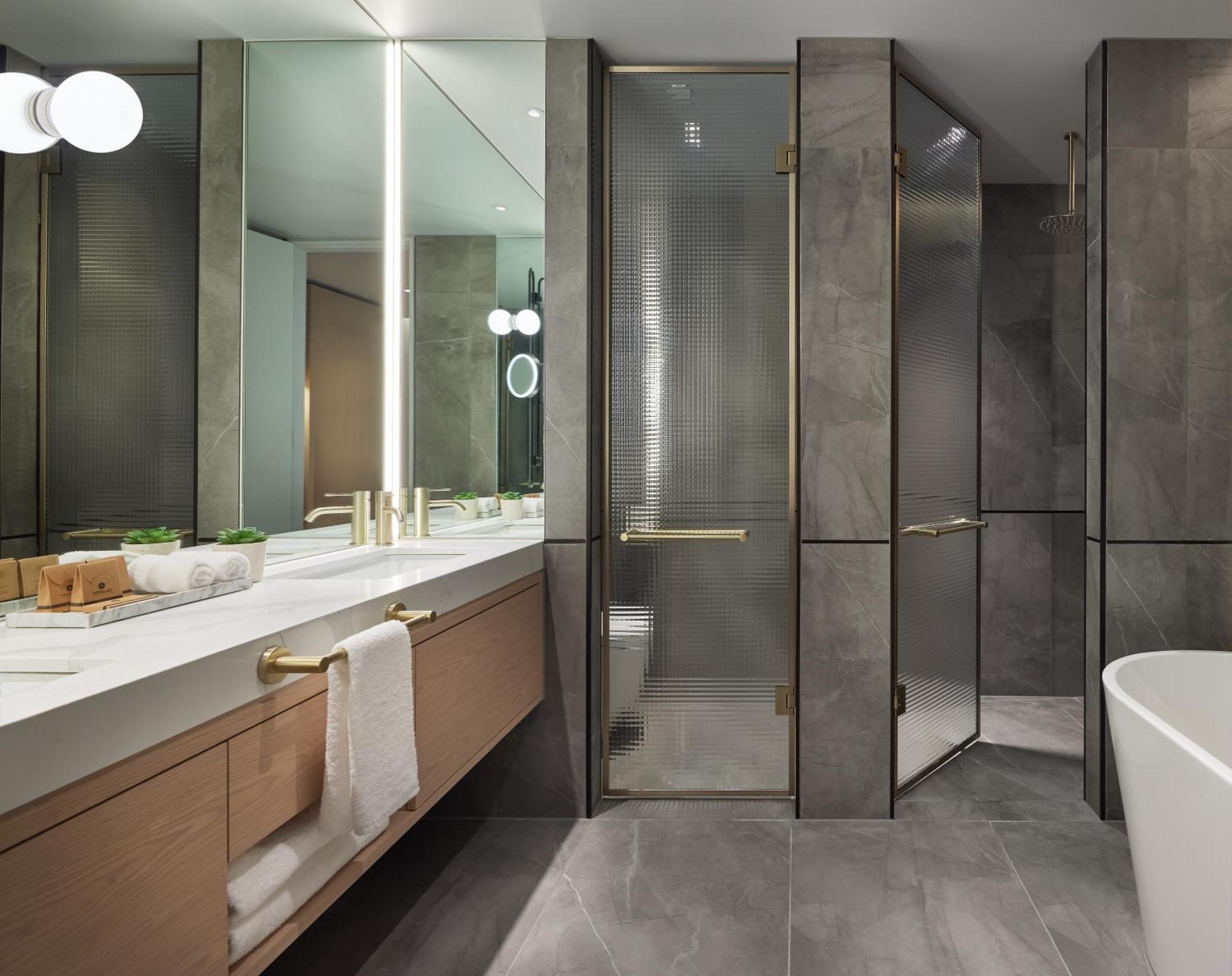 Lanson Place Parliament Gardens Hotel 5*
