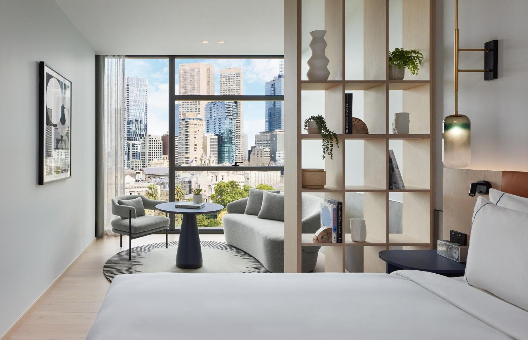 Hotel Lanson Place Parliament Gardens 5*
