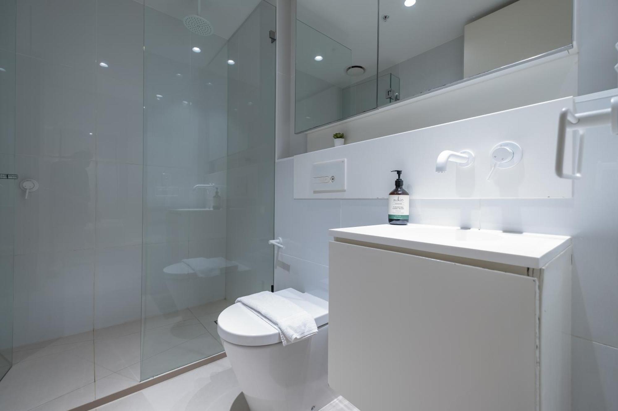 Apartment Signature South Yarra Style 2br2bafree Parking