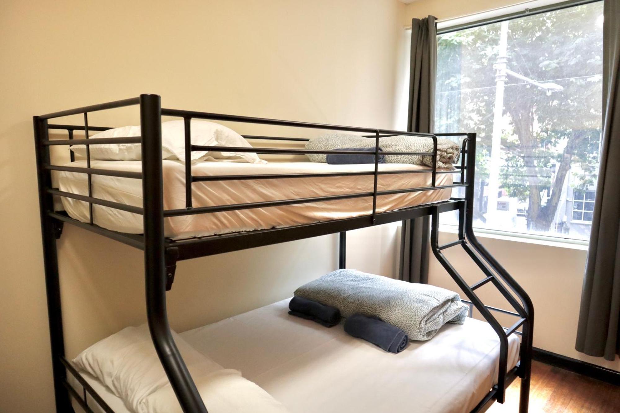 Hostel Backpackers *