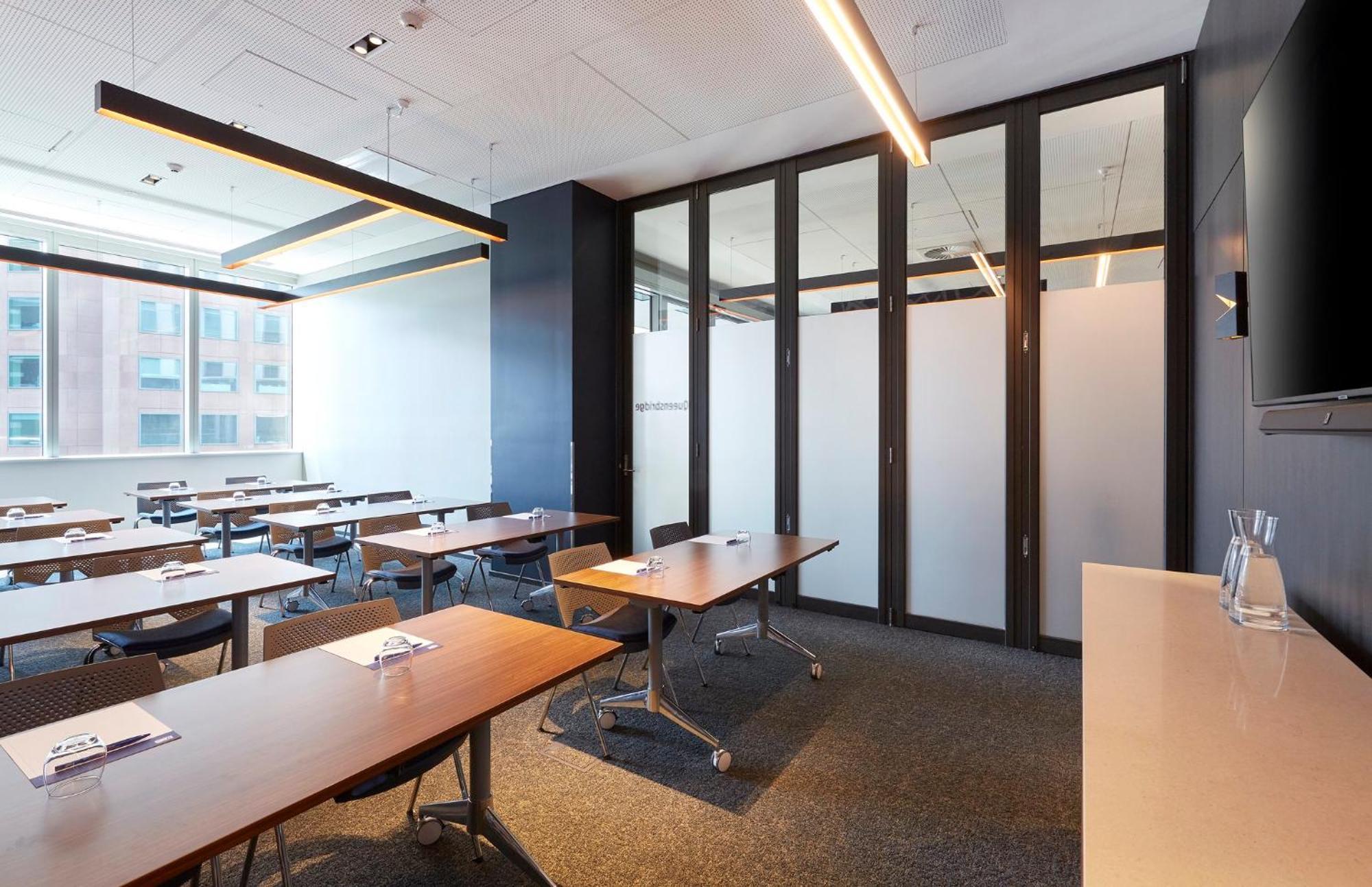 Express Southbank By Ihg 4*