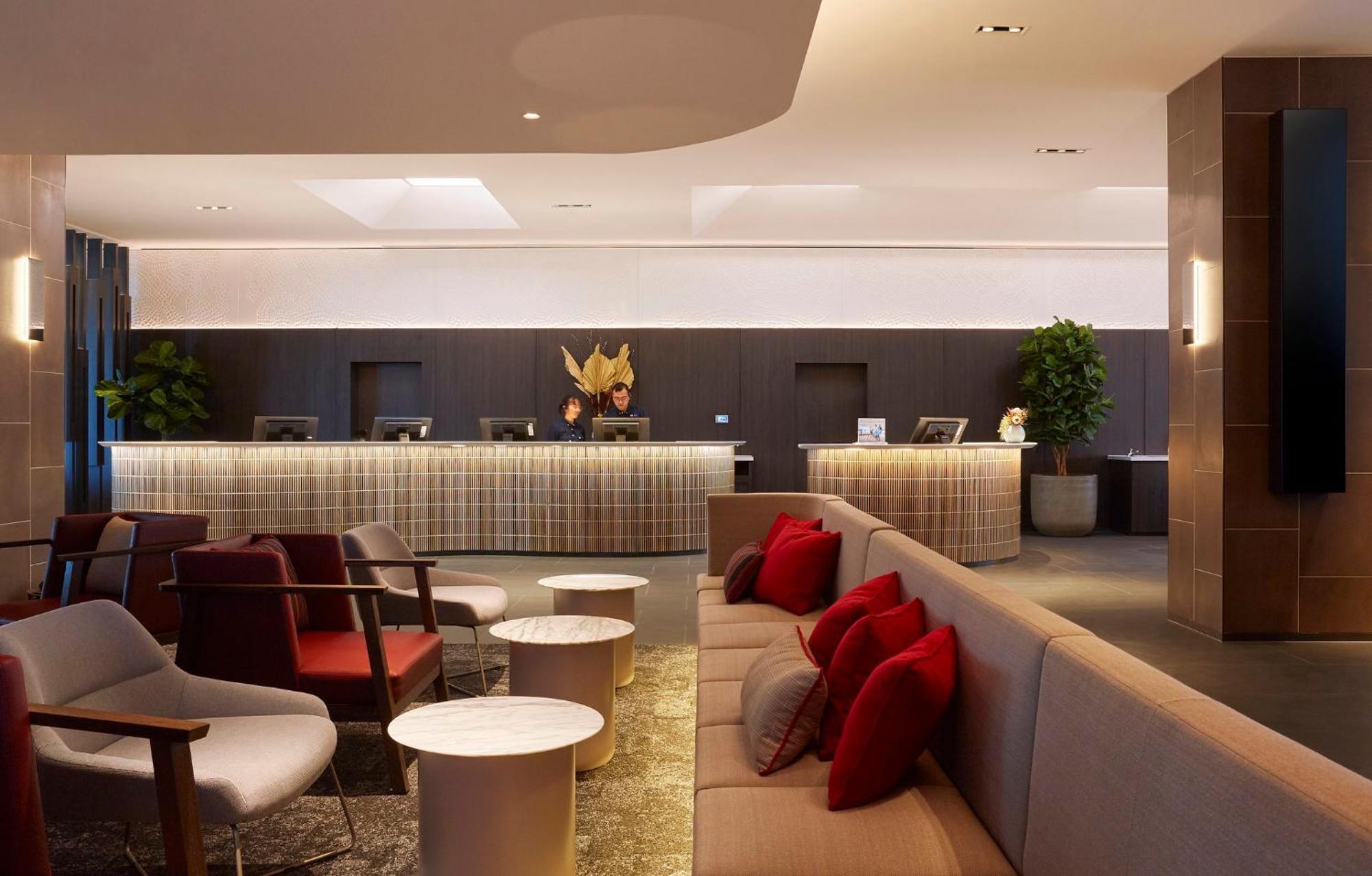 Express Southbank By Ihg Hotel