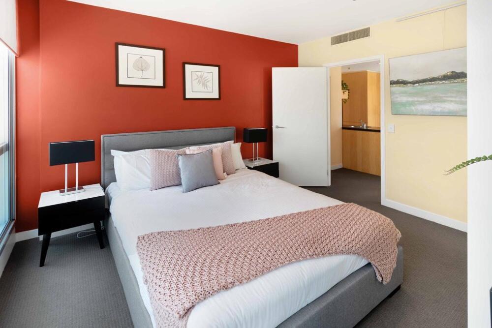 1-bedroom In The Heart Of Cbd Melbourne