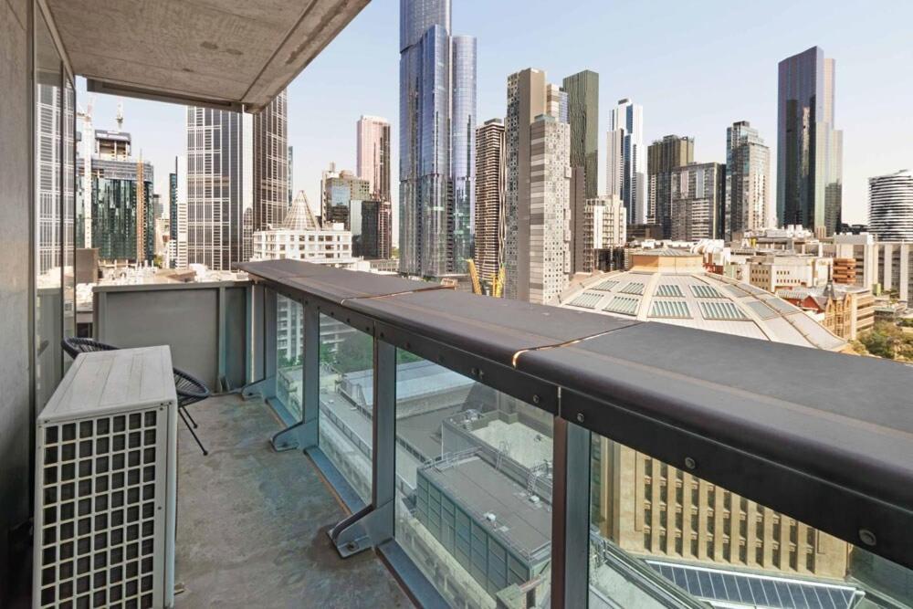 1-bedroom In The Heart Of Cbd Apartment Melbourne