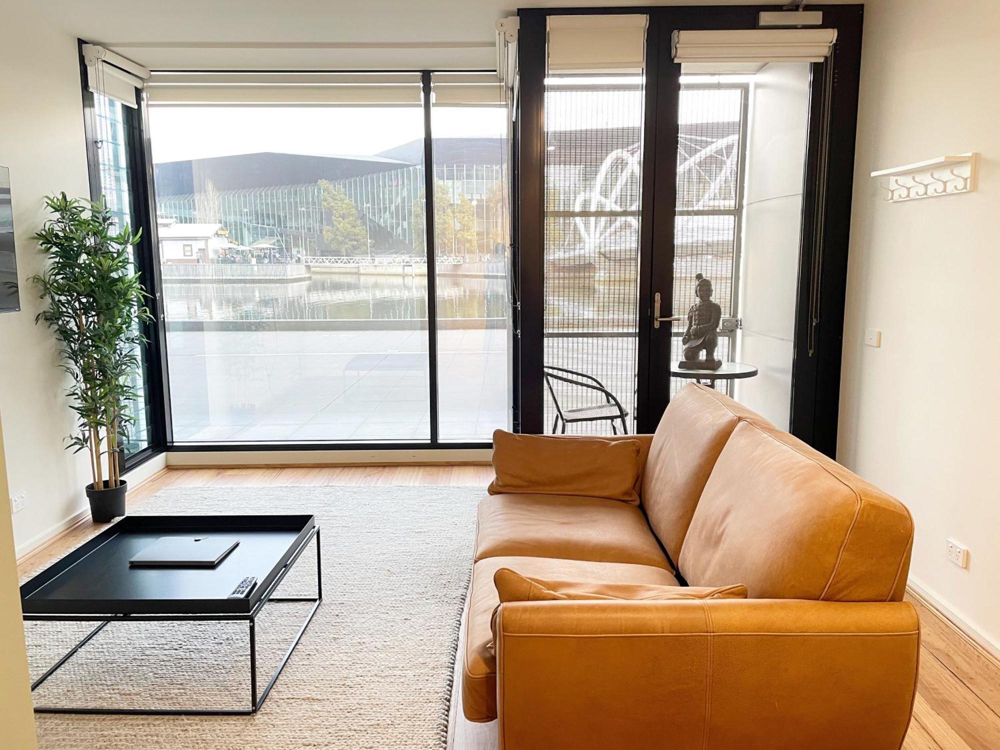 Waterfront 4* Melbourne