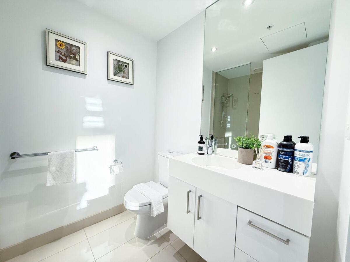 Exclusive Skyline Views 3br Opposite Crown Casino
