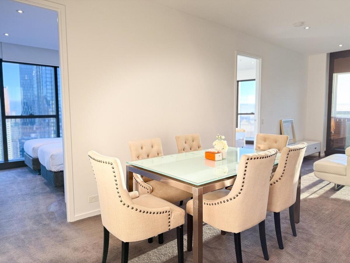 Exclusive Skyline Views 3br Opposite Crown Casino