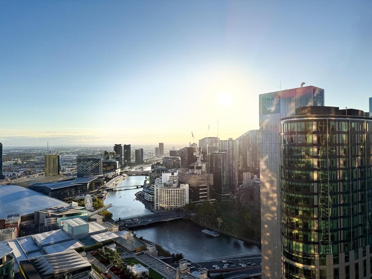 Exclusive Skyline Views 3br Opposite Crown Casino Melbourne