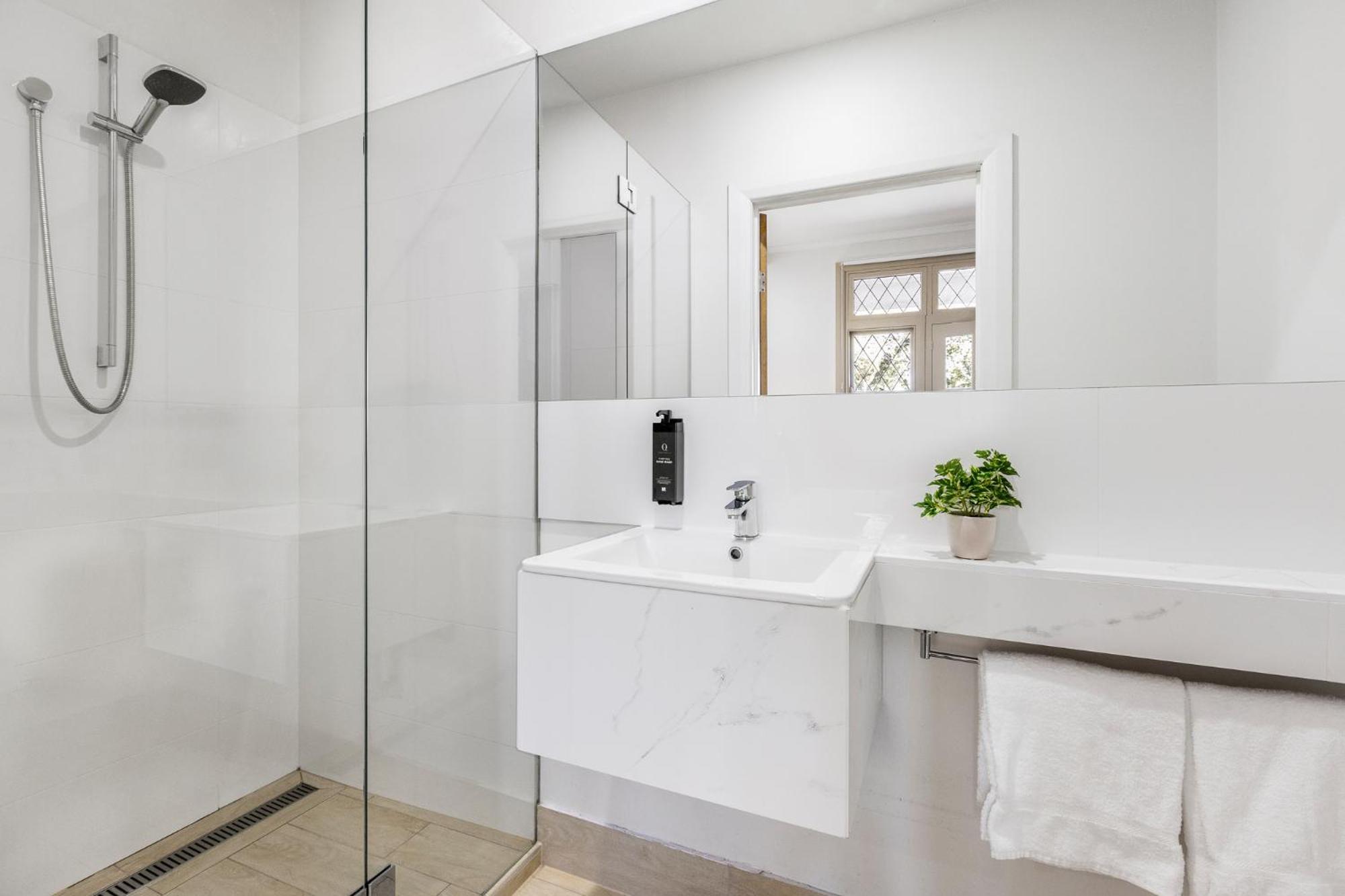 Simpson Street By Urban Rest Apartment