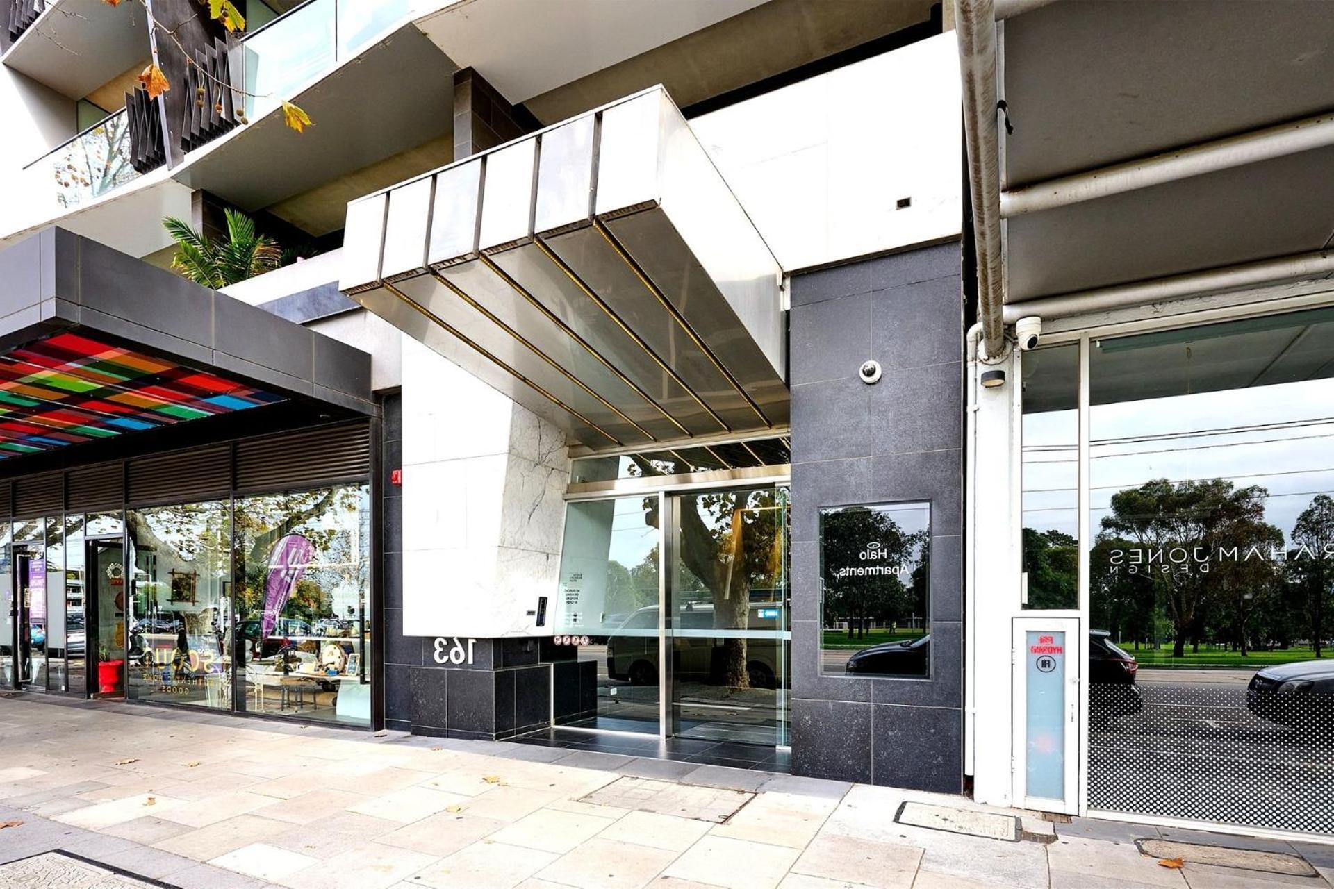 Stylish 2-bed With Sea Views And Parking Apartment *