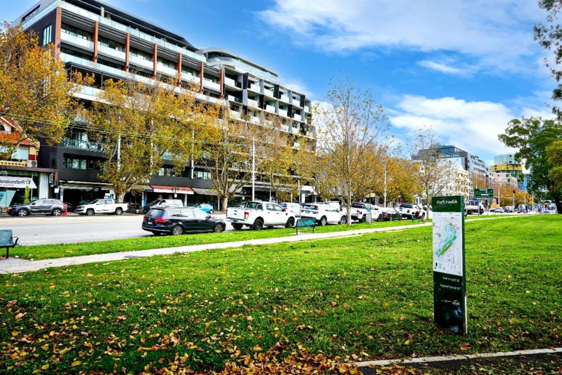 Stylish 2-bed With Sea Views And Parking Apartment *