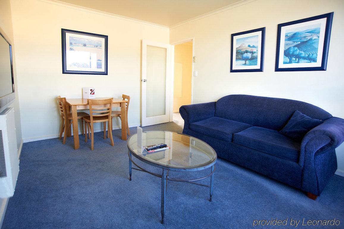 Edge East 4*