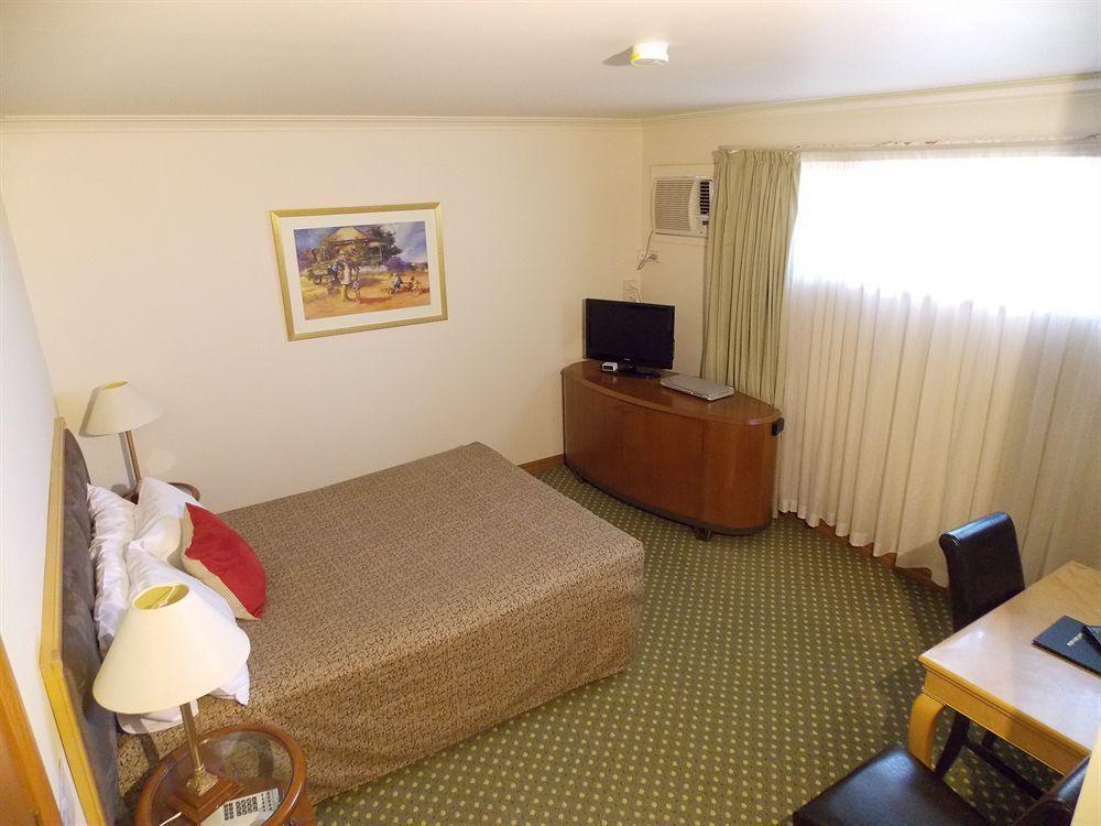 Bell Motel