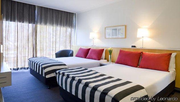 The Parkmore 4* Melbourne