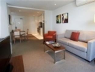 Quest On Dorcas Aparthotel 4*