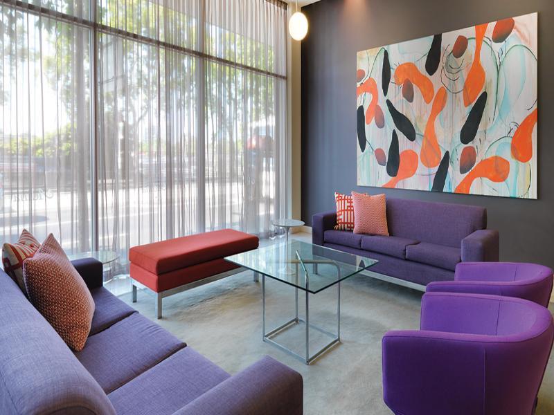 Adina Flinders Street Aparthotel