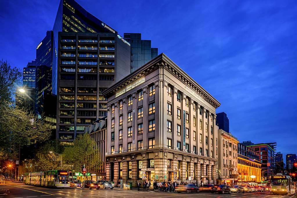 Batman's Hill On Collins 4*