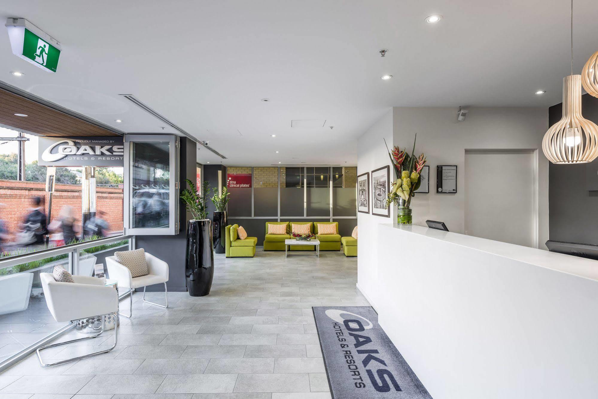 Oaks South Yarra 4*