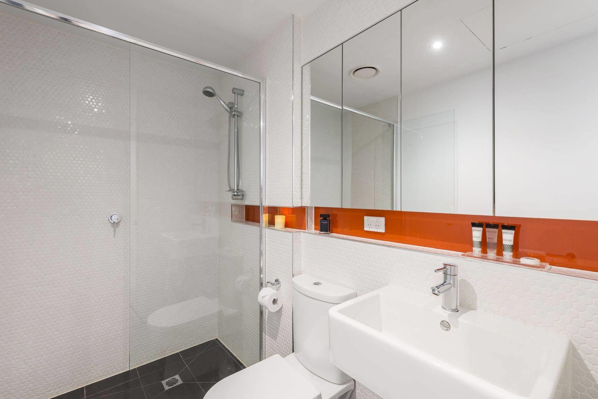 Aparthotel Oaks South Yarra 4*