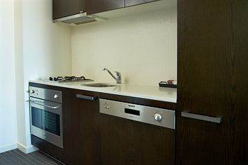 Aparthotel Edge East 4*