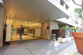 Edge East Aparthotel Melbourne