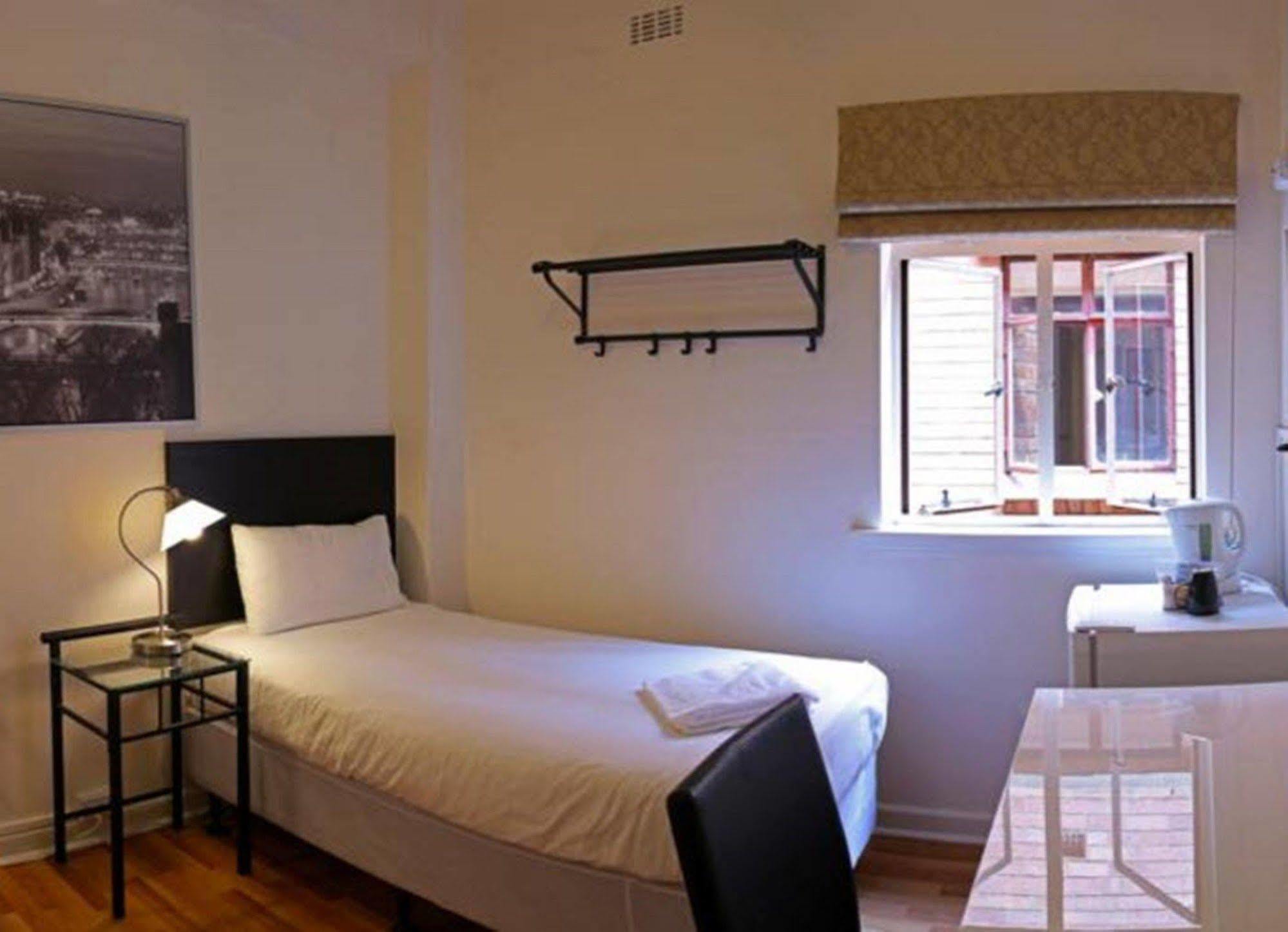 Motel Centre Budget 2*